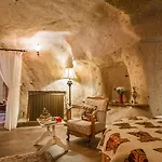 Minia Cave Hotel 5*
