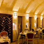 Hotel Minia Cave 5*
