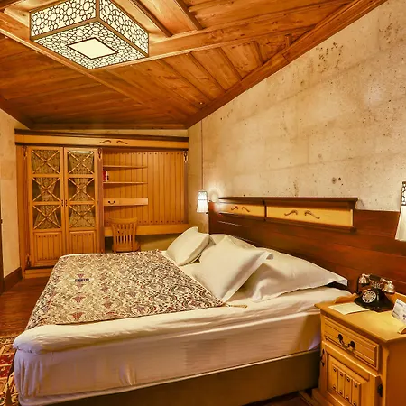 Cappadocia Minia Cave Ortahisar