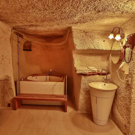 Minia Cave מלון Ortahisar