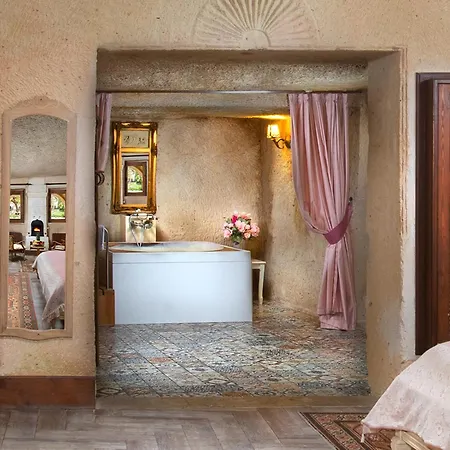 Minia Cave 5* Ortahisar