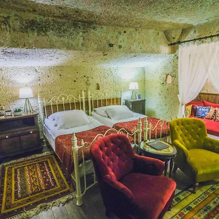 Minia Cave 5*