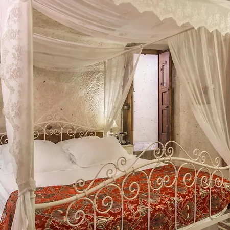 Hotel Minia Cave
