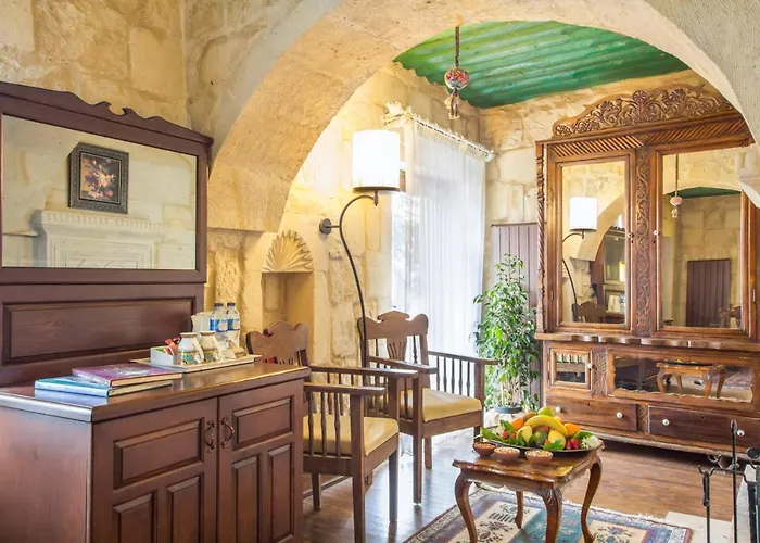 Cappadocia Minia Cave Ortahisar